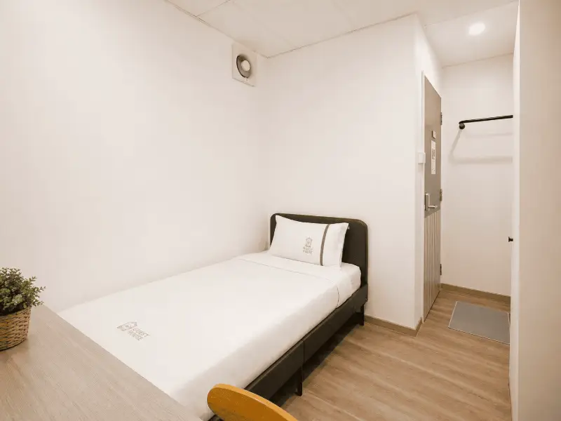 Single Room Common Bathroom at K2 Guesthouse — photo 3